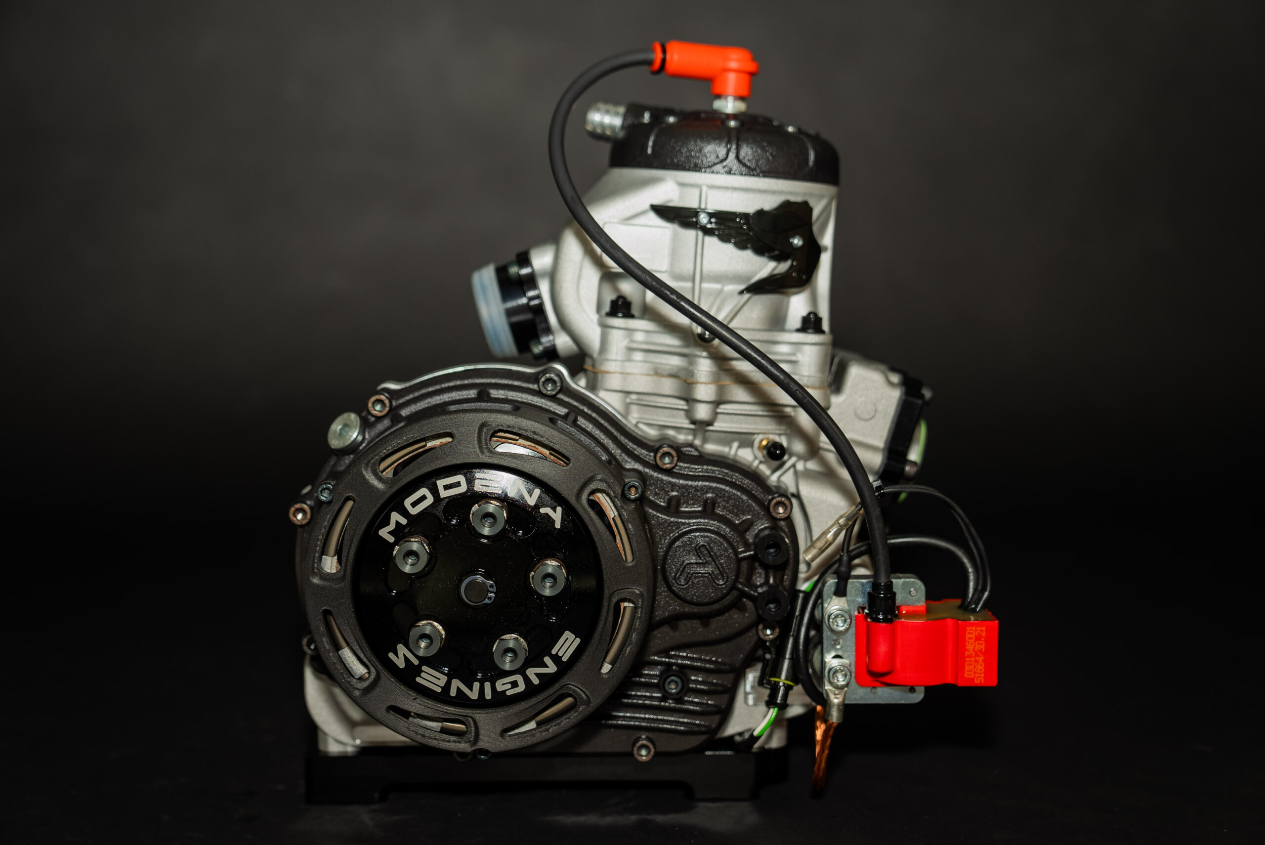 Alberto con traje de piloto